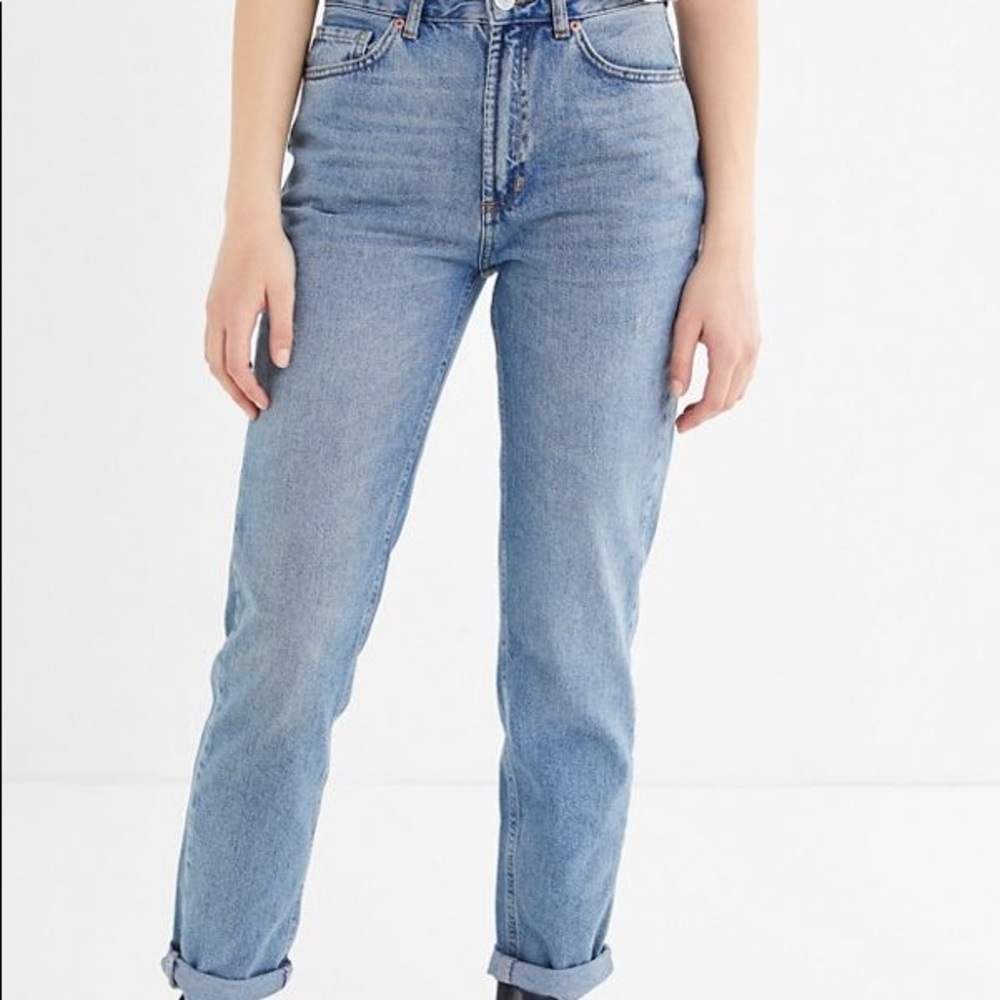Urban Outfitters BDG Light Wash Mom Jean